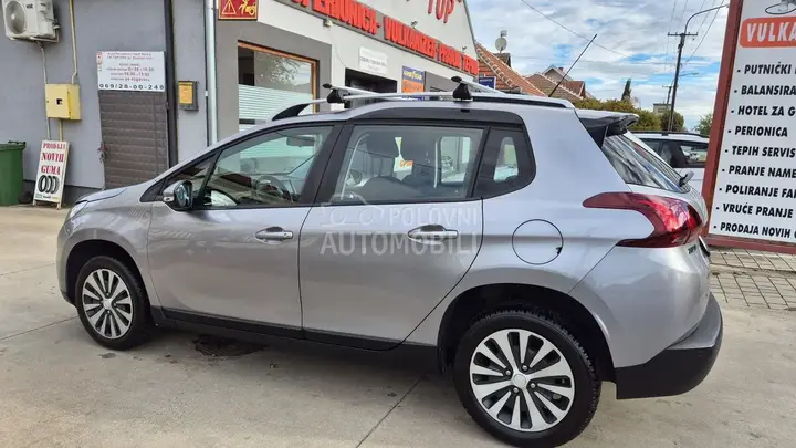 Peugeot 2008 2017 photo 4