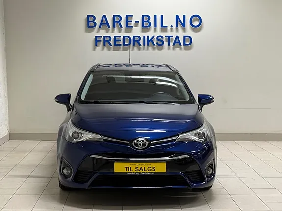 Toyota Avensis 2017 photo 4