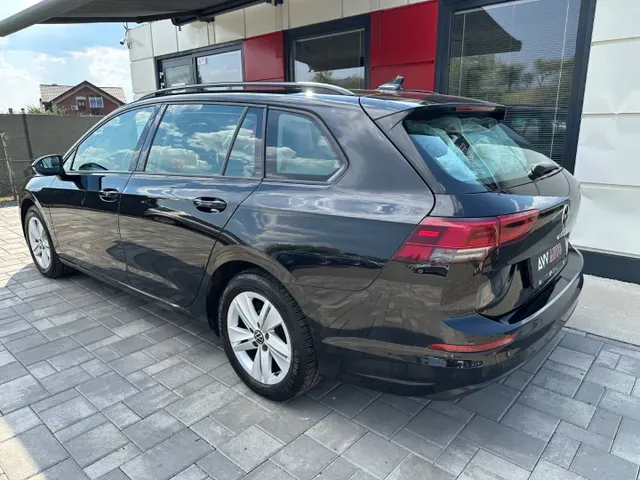 Volkswagen Golf Variant 2023 photo 3