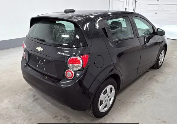 Chevrolet Sonic 2015 photo 3