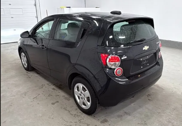 Chevrolet Sonic 2015 photo 4