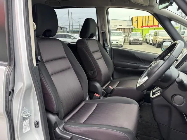 Nissan Serena 2017 photo 4