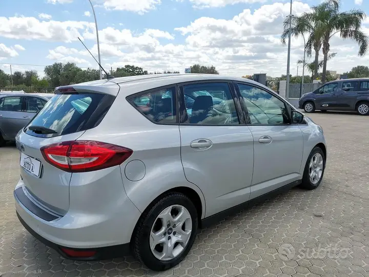 Ford C-Max 2015 photo 4