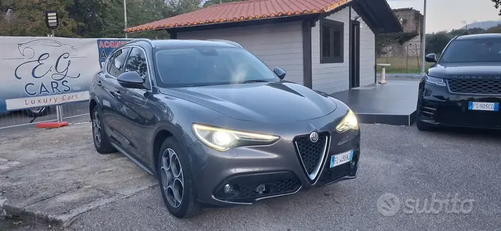 Alfa Romeo Stelvio 2017 photo 2