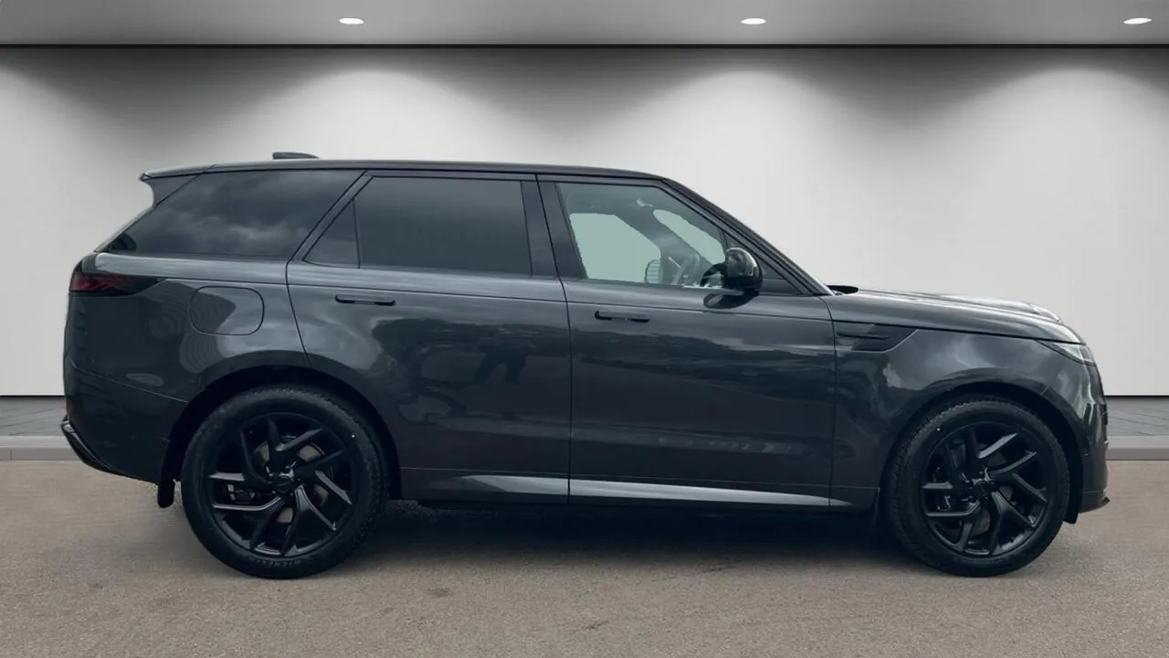 Land Rover Range Rover Sport photo 2
