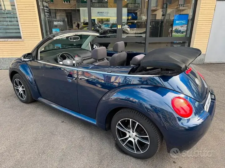 Volkswagen New Beetle 2003 photo 5