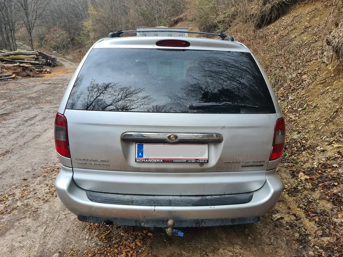 Chrysler Voyager 2007 photo 2