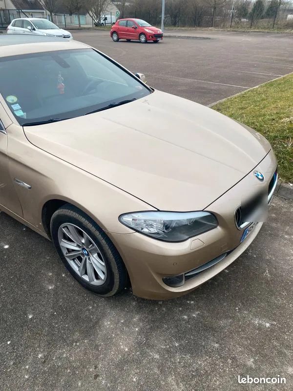 BMW 5 Series 2011 photo 3