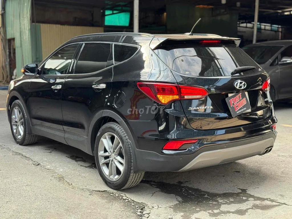 Hyundai Santa Fe 2018 photo 5