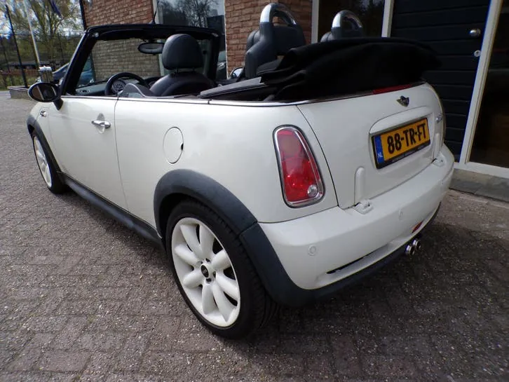 Mini Mini Cabrio 2007 photo 3