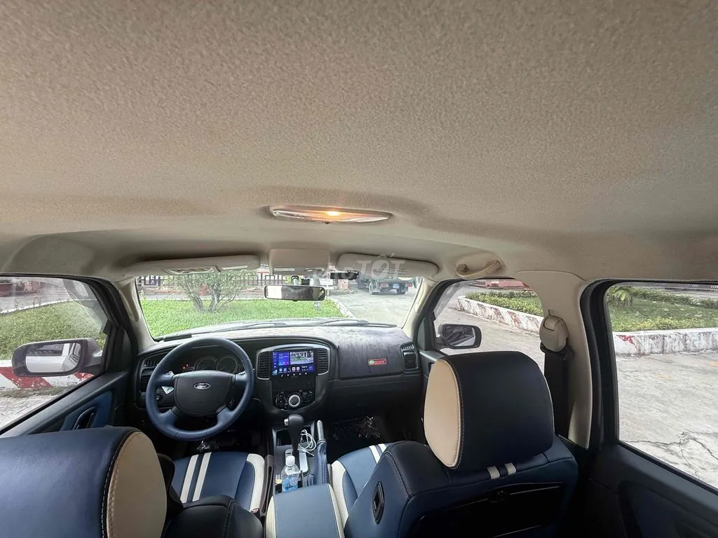 Ford Escape 2012 photo 3