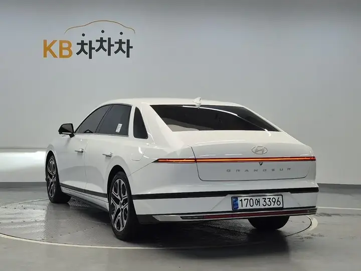 Hyundai Grandeur 2023 photo 2