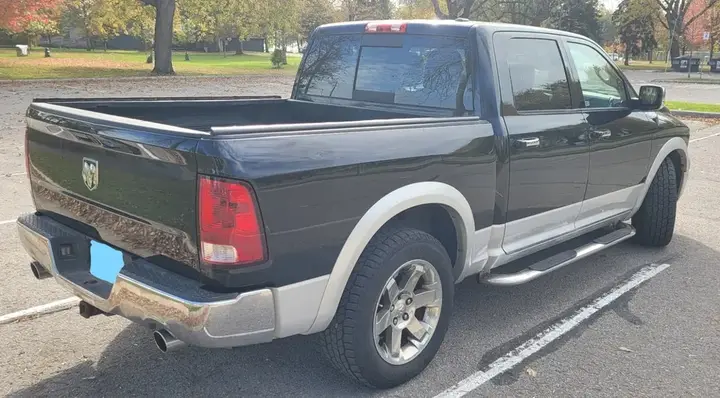 Dodge Ram 1500 2012 photo 3