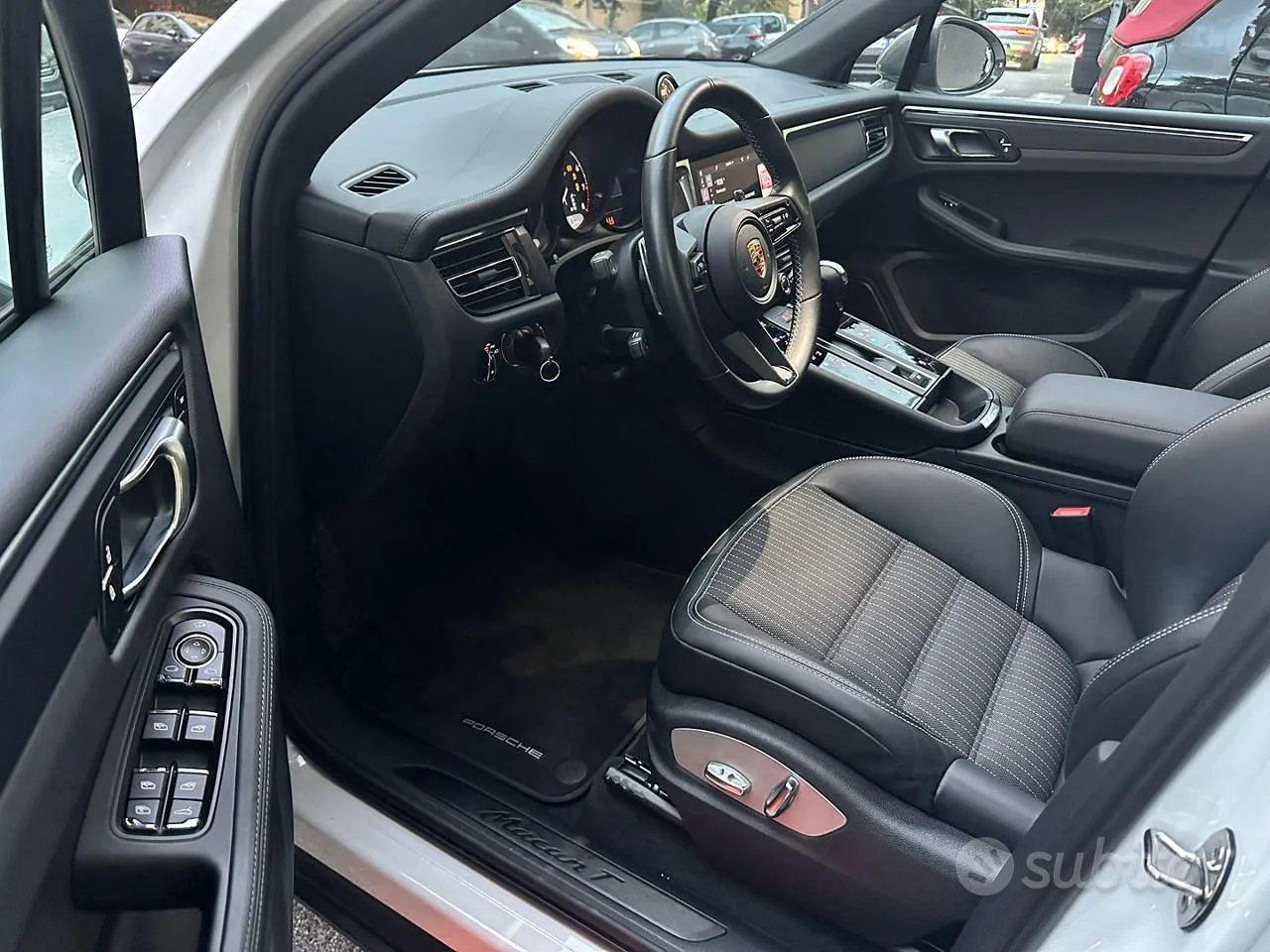 Porsche Macan 2023 photo 5