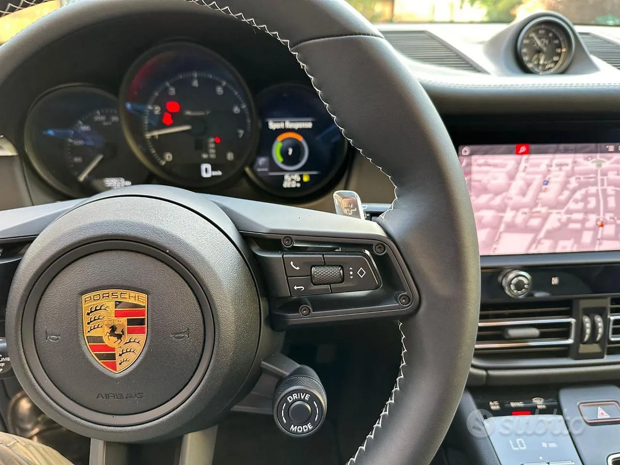 Porsche Macan 2023 photo 2