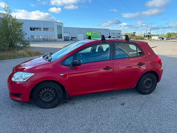 Toyota Auris 2007 photo 3