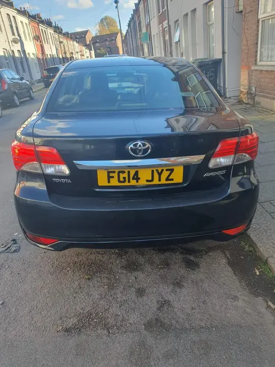 Toyota Avensis 2014 photo 3