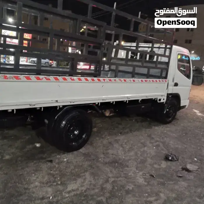 Mitsubishi Canter 2016 photo 4