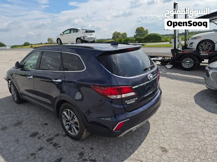 Hyundai Santa Fe 2017 photo 2