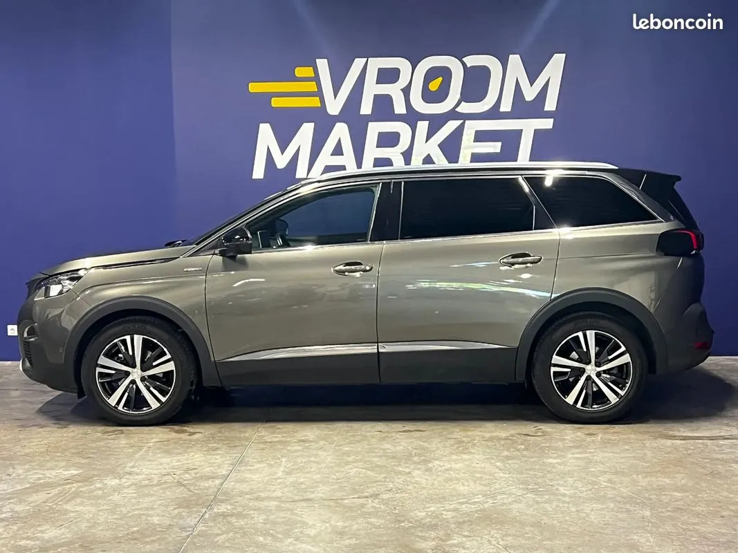 Peugeot 5008 2018 photo 2