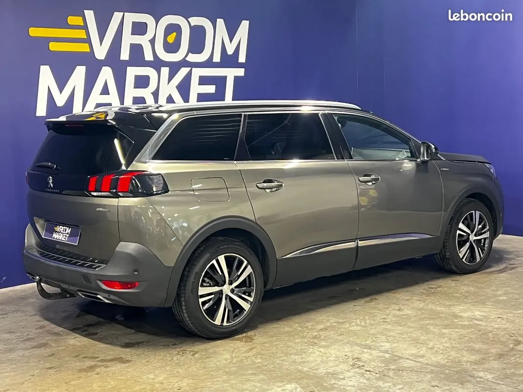 Peugeot 5008 2018 photo 5