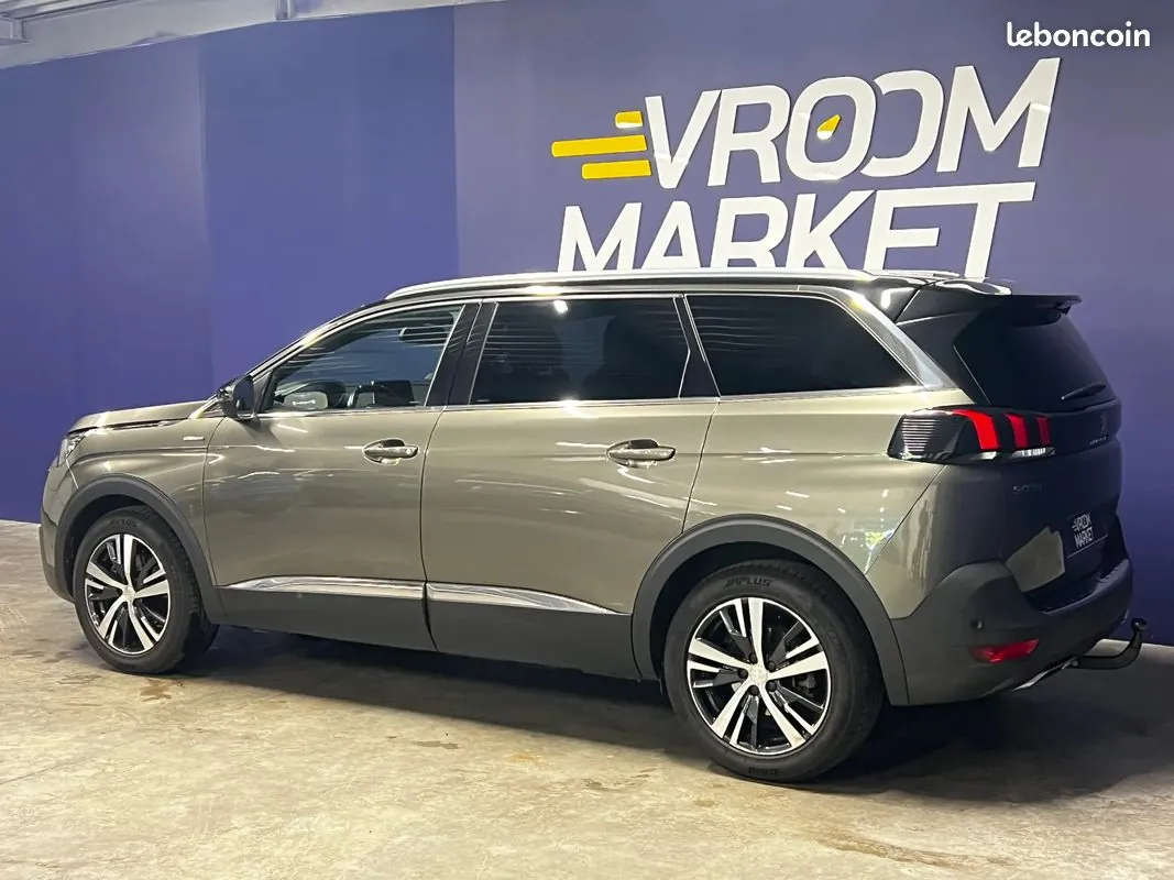 Peugeot 5008 2018 photo 3