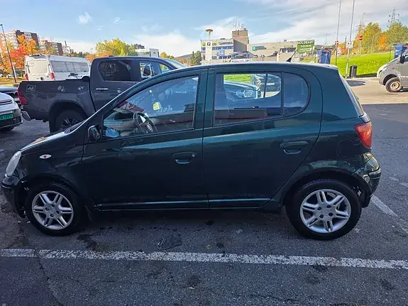 Toyota Yaris 2003 photo 5