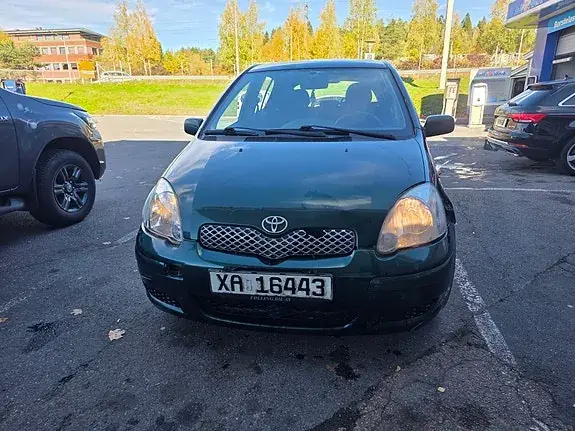 Toyota Yaris 2003 photo 3