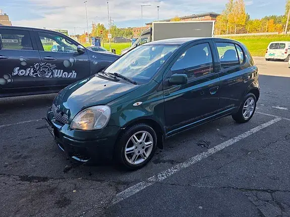 Toyota Yaris 2003 photo 4