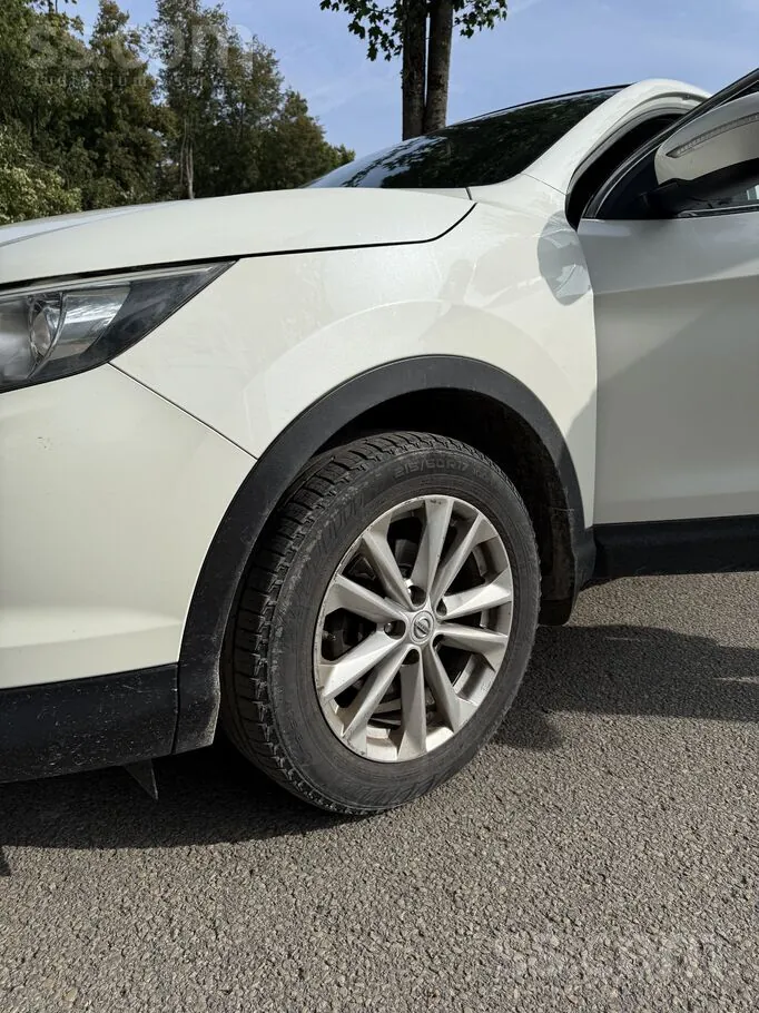Nissan Qashqai 2014 photo 4