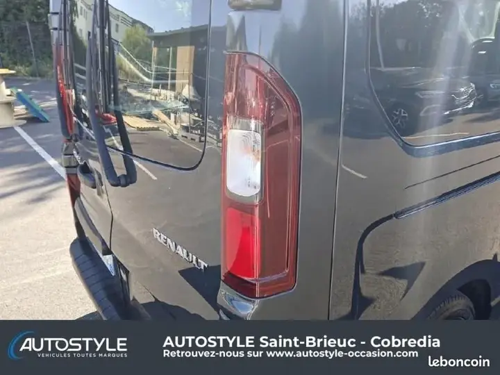 Renault Trafic 2023 photo 4