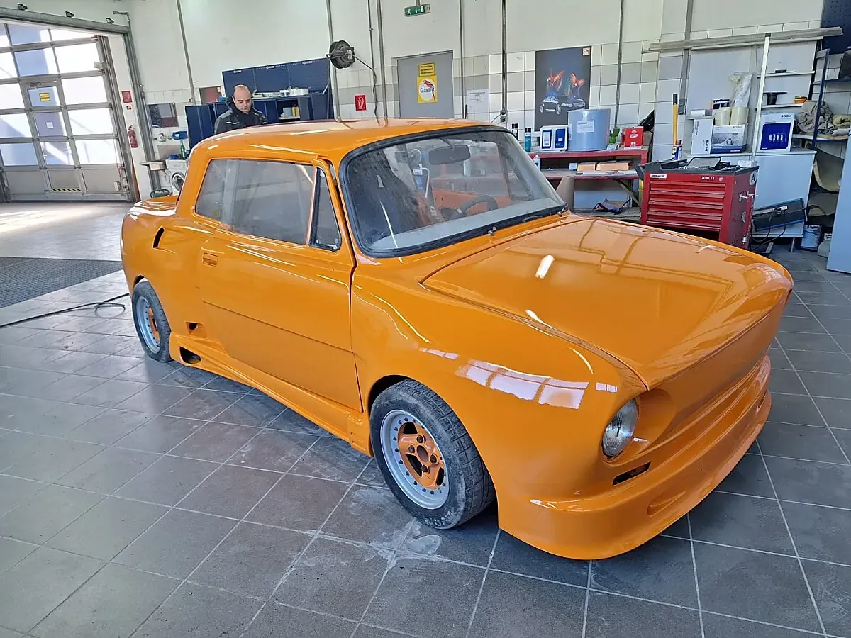 Skoda Sonstige 1975 photo 2
