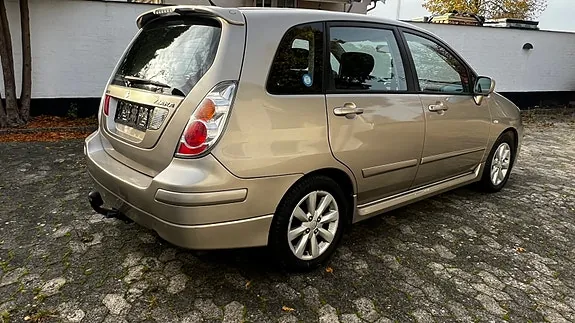 Suzuki Liana 2006 photo 3