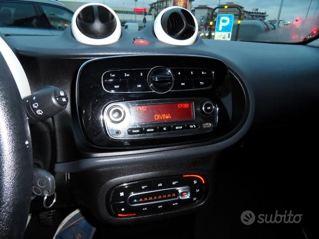 Smart Forfour 2017 photo 4