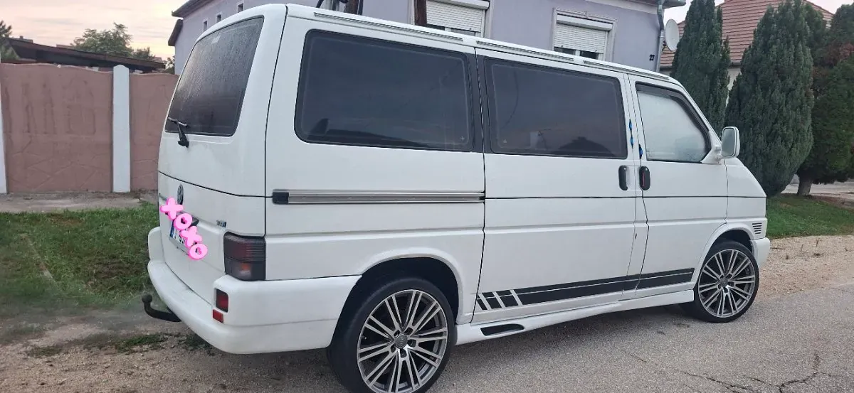 Volkswagen T4 2001 photo 3
