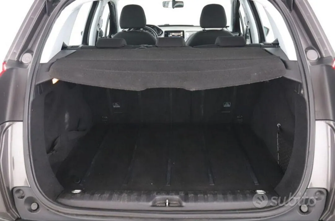 Peugeot 2008 2015 photo 5