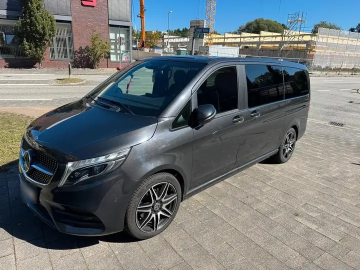 Mercedes-Benz V250