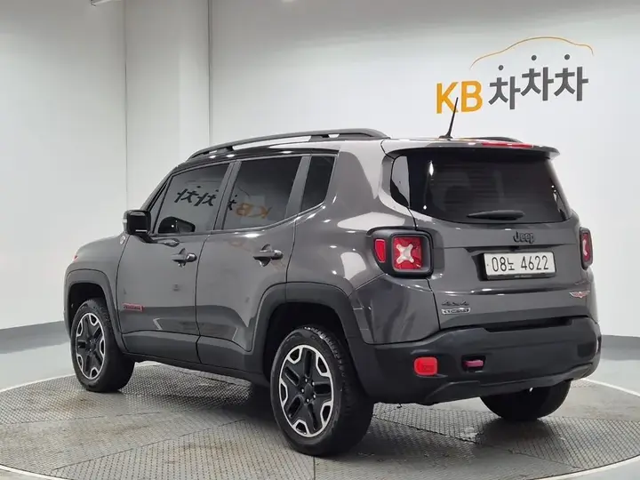 Jeep Liberty 2017 photo 2