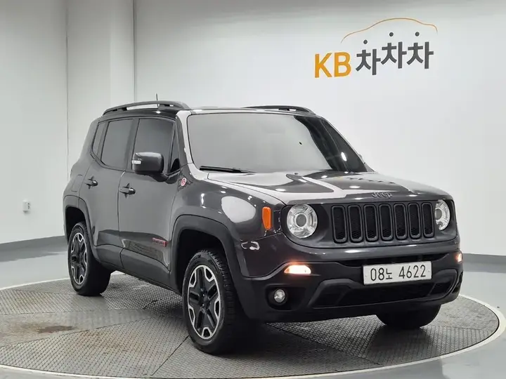 Jeep Liberty 2017 photo 4