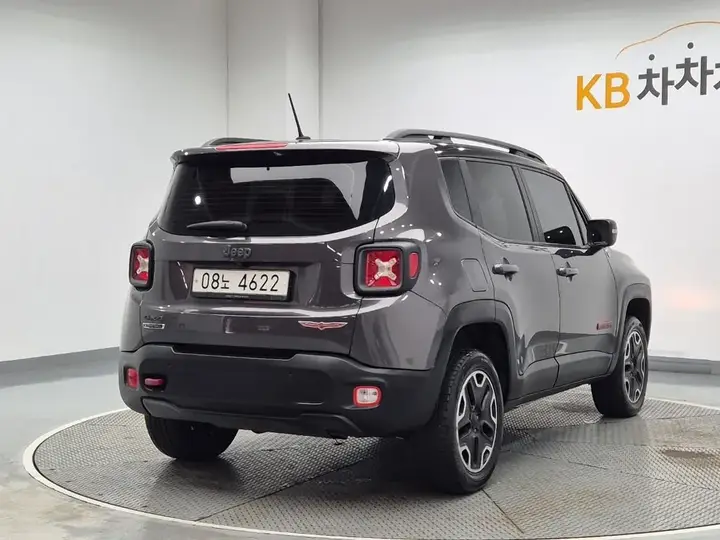 Jeep Liberty 2017 photo 3