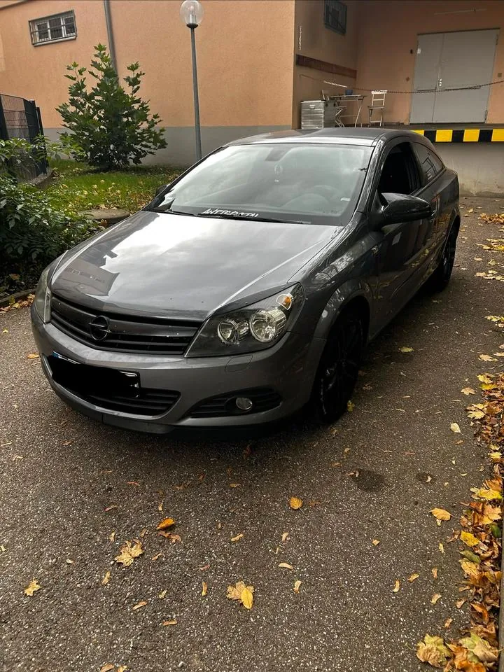 Opel Astra H