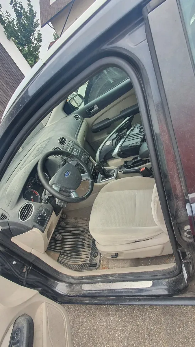 Ford Focus 2005 photo 3