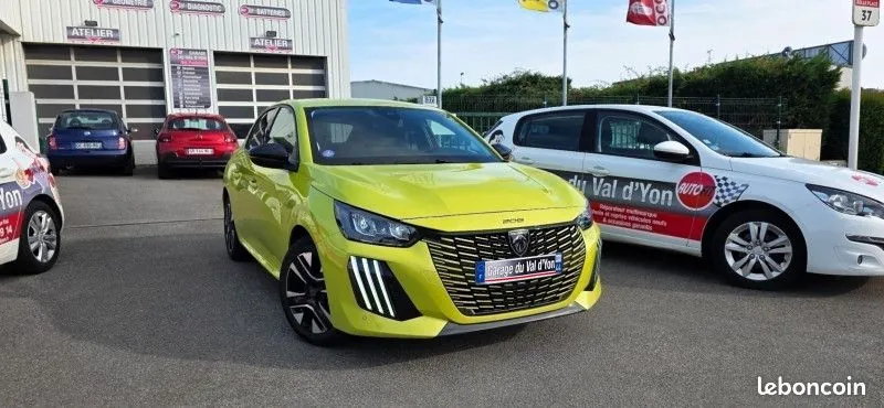 Peugeot 208 2024 photo 3