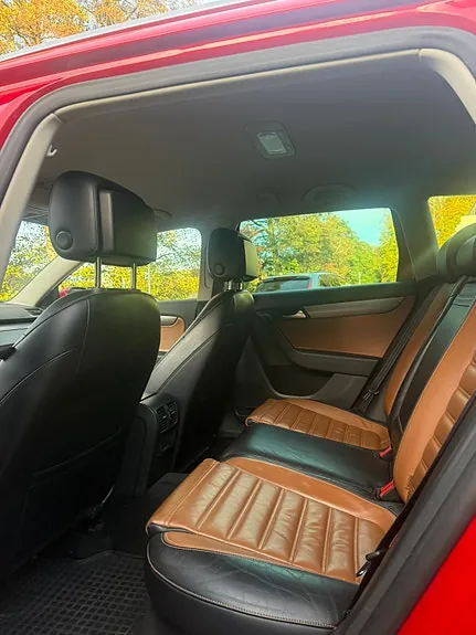 Volkswagen Passat 2012 photo 5