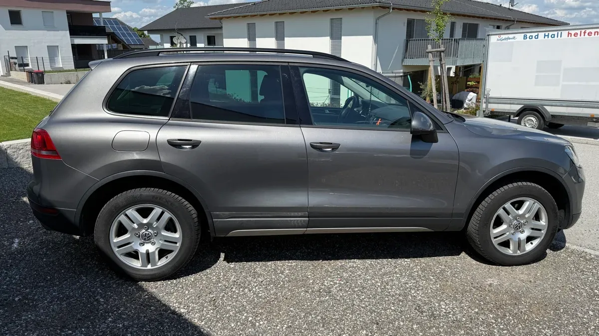 Volkswagen Touareg 2010 photo 3