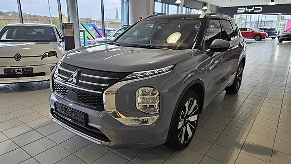 Mitsubishi Outlander 2025 photo 3
