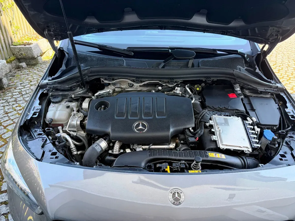 Mercedes-Benz B-Class 2024 photo 2