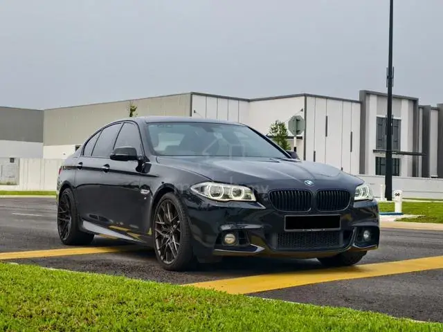 BMW 528I