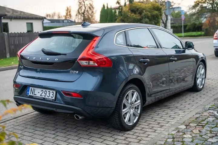 Volvo V40 2018 photo 4