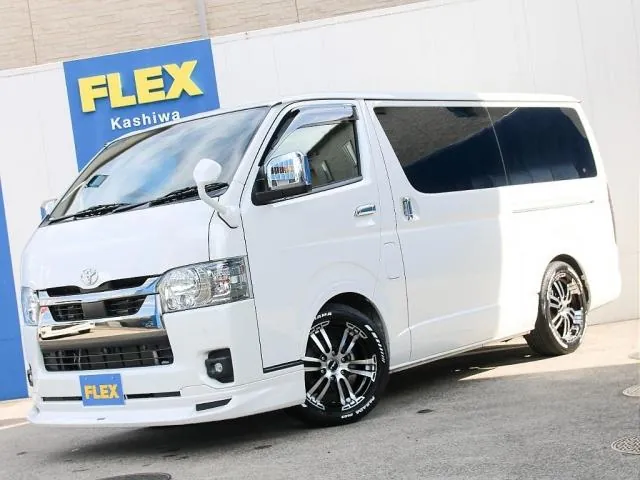 Toyota Hiace 2023 photo 3